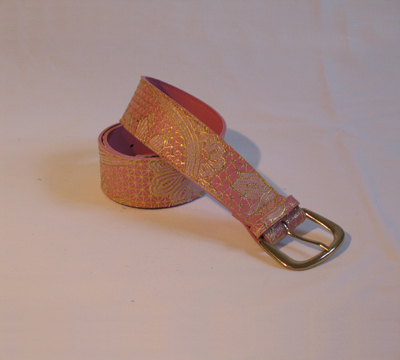 bitterzart Produktgestaltung Blickfang Taschen Tüten Portemonnaies bitterzarte Modeaccessoires Leder Kunststoff Zürich Basel Stuttgart Gerda Jermann